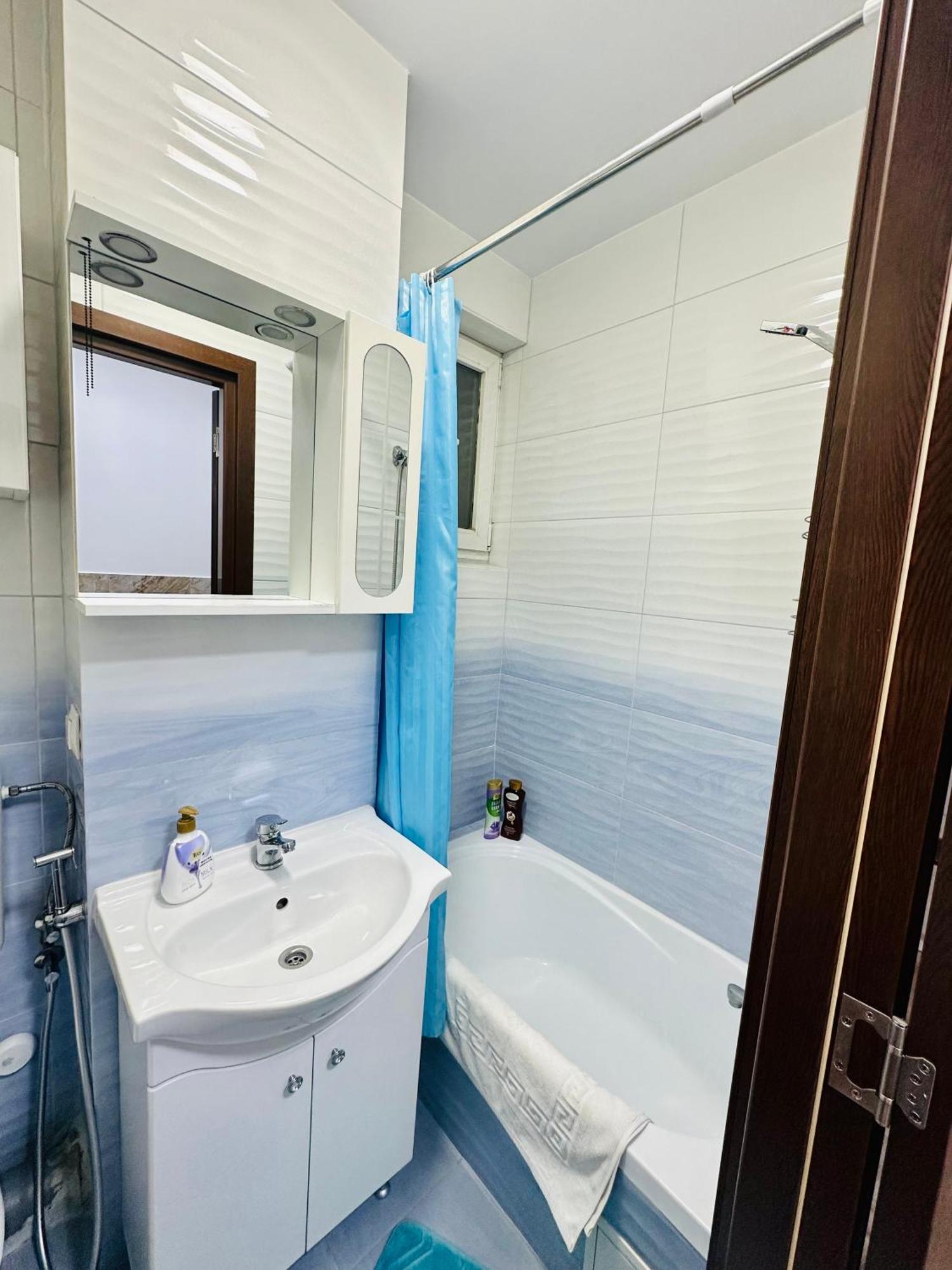 Chic Comfort 1Bdr With Landmark View - Concerthall Bucareste Exterior foto