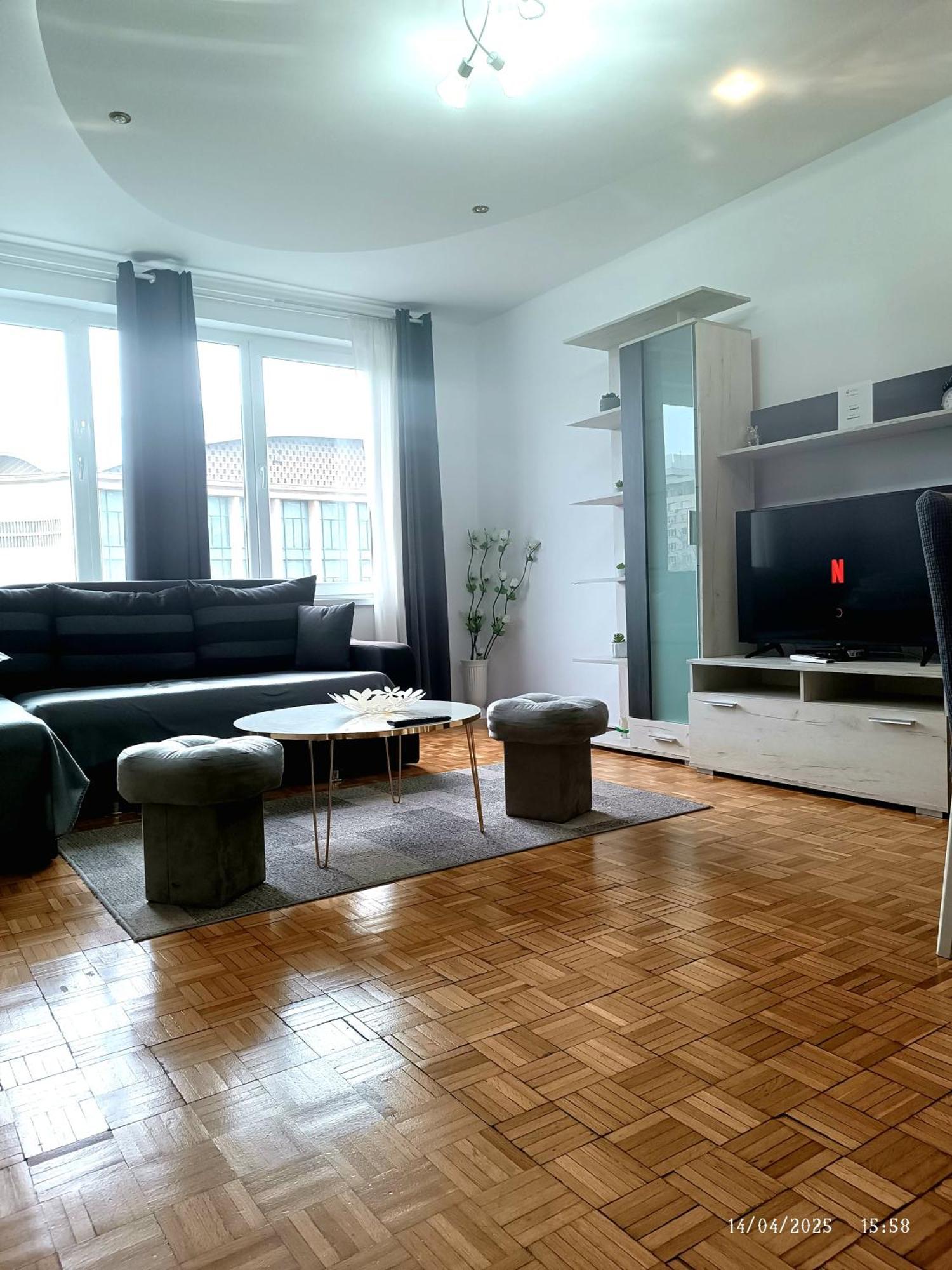 Chic Comfort 1Bdr With Landmark View - Concerthall Bucareste Exterior foto
