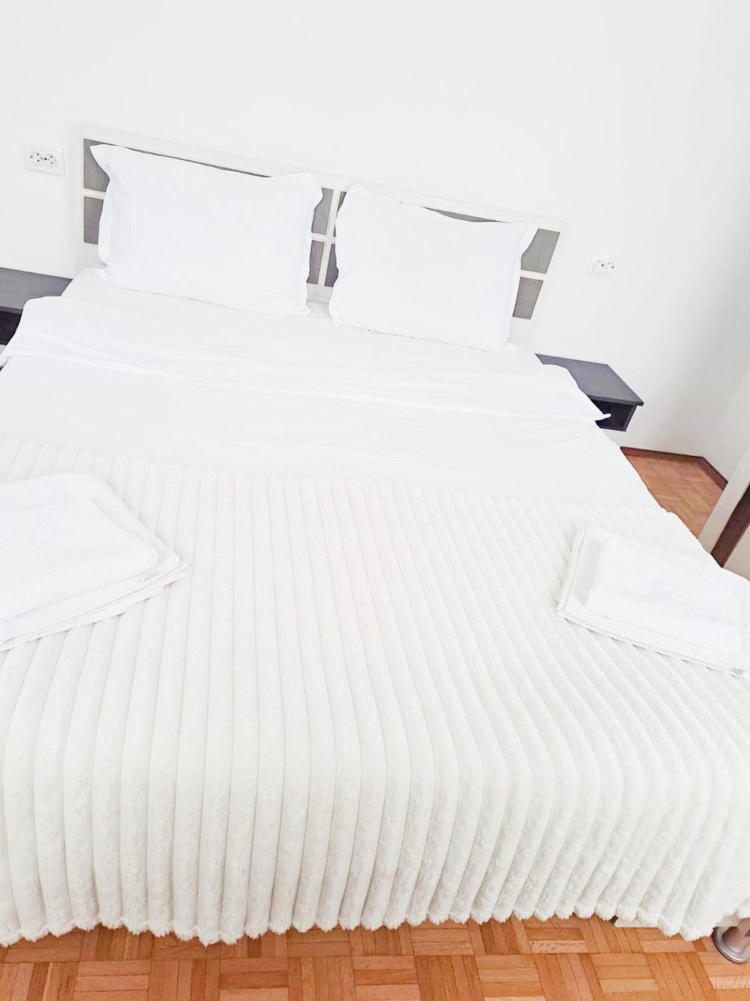 Chic Comfort 1Bdr With Landmark View - Concerthall Bucareste Exterior foto
